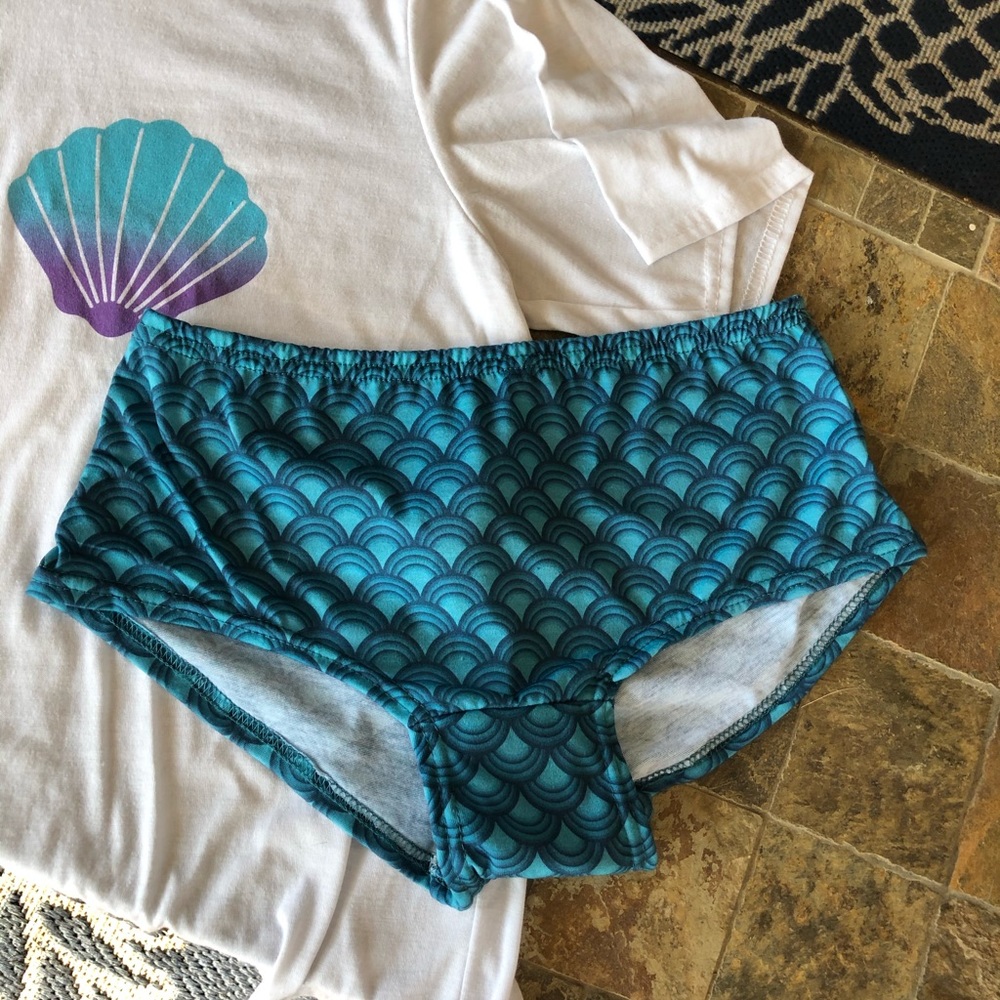 -SOLD-BOOHOO mermaid pj set - Picture 3 of 6